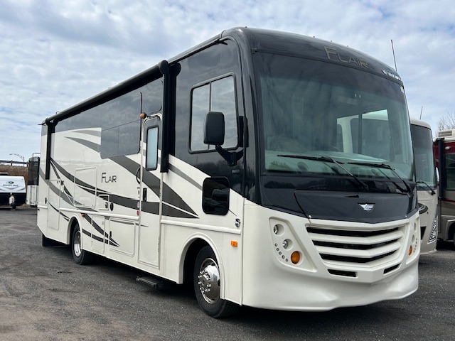 Motorisé Classe A Fleetwood Flair 29M Ford 2019